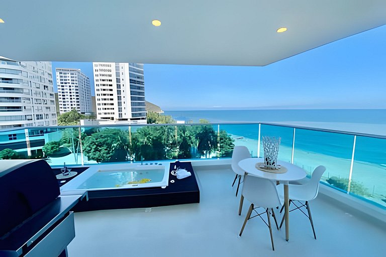 Hermoso Penthouse Playa Salguero con vista al mar