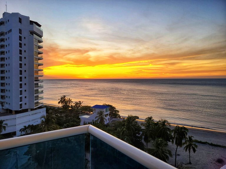 Hermoso Penthouse Playa Salguero con vista al mar