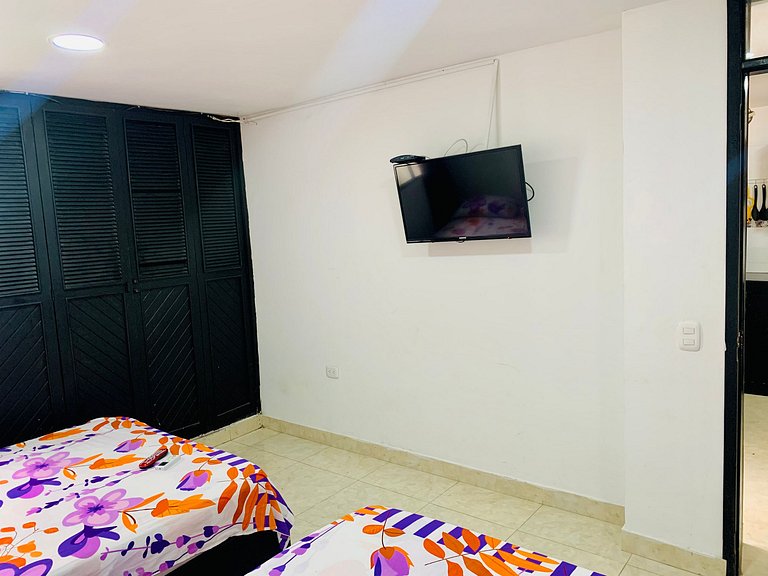 Bello apartamento Rodadero con Balcón Cerca al Mar