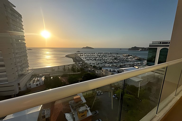 Espectacular EIRA Suite Marina 101 Vista al Mar