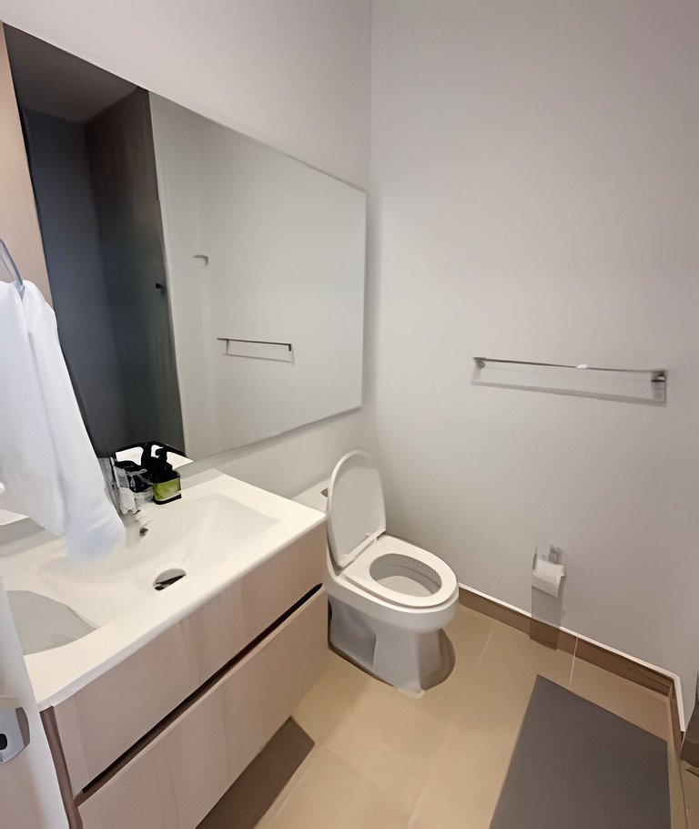 Espectacular EIRA Suite Marina 105 Cerca al Mar