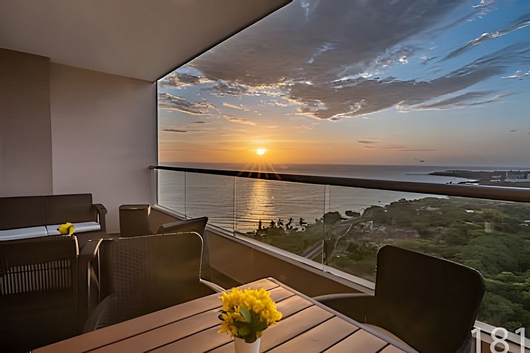Hermoso Apartamento con Vista al Mar T1-182