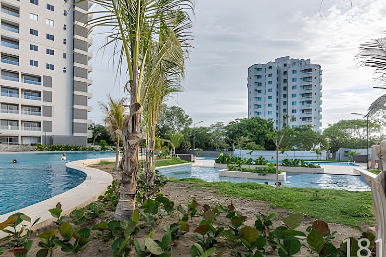 Hermoso Apartamento con Vista al Mar T1-182