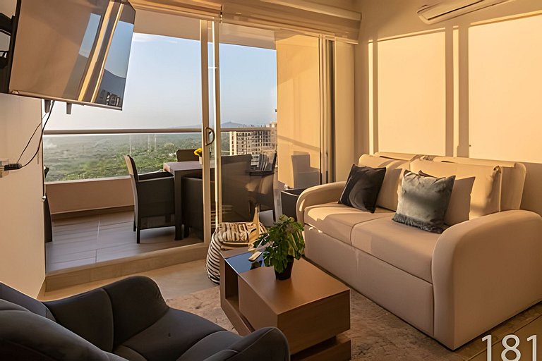 Hermoso Apartamento con Vista al Mar T1-182