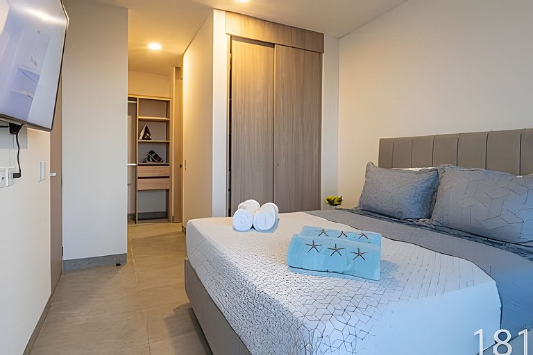 Hermoso Apartamento con Vista al Mar T1-182