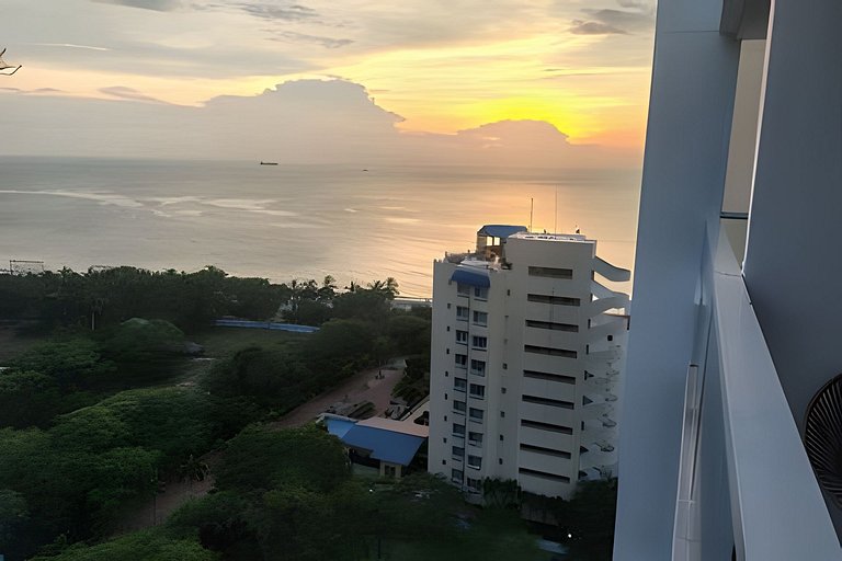 Bello y confortable Loft 150 Vista al Mar para 2