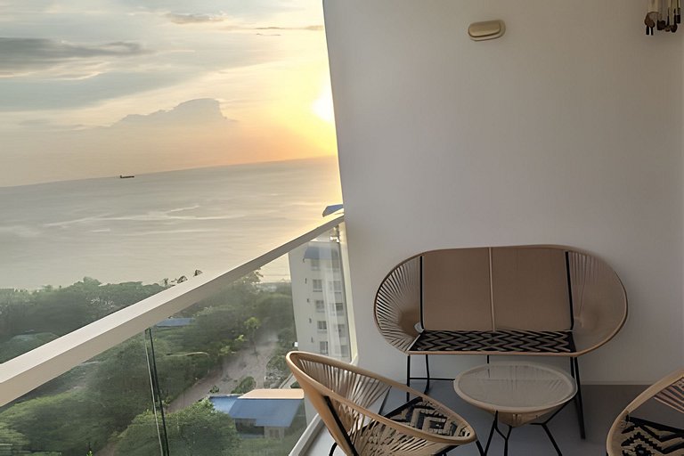 Bello y confortable Loft 150 Vista al Mar para 2
