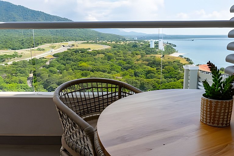 Hermoso Apartaestudio con Vista al Mar T1-187