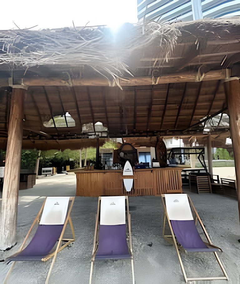 Espectacular Penthouse con Jacuzzi y Vista al Mar