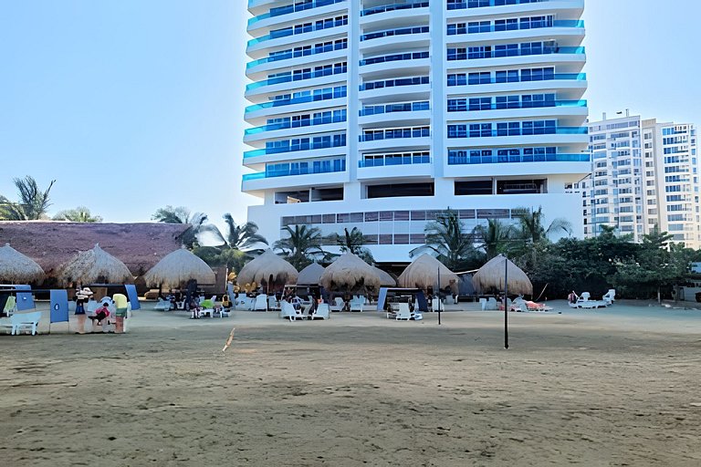 Espectacular Penthouse con Jacuzzi y Vista al Mar