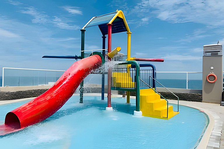 Espectacular Penthouse con Jacuzzi y Vista al Mar