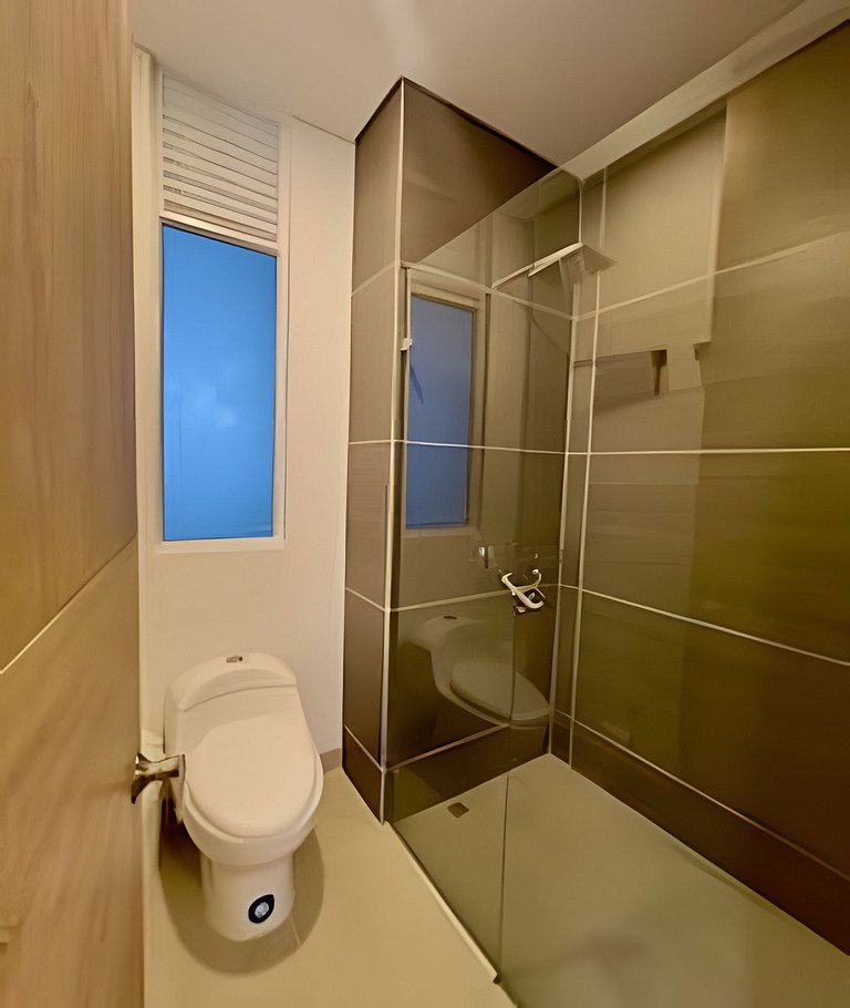 Espectacular Penthouse con Jacuzzi y Vista al Mar