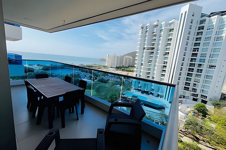 Ocean View and Modern Apartment, 8 people capacity