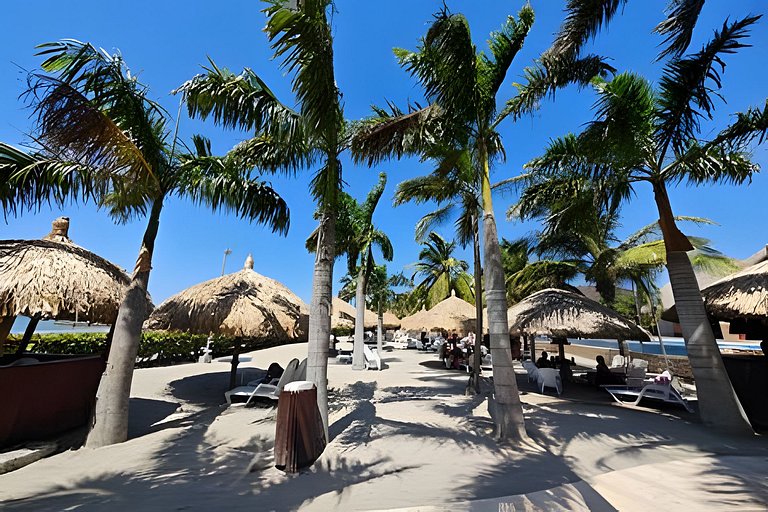 !CAR3 · Ocean View and Modern Apartment, 8 people capacity