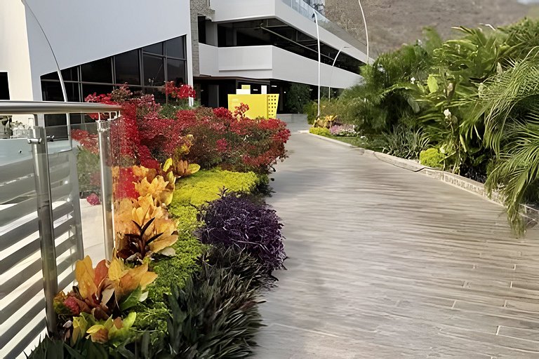 Ocean View and Modern Apartment, 8 people capacity