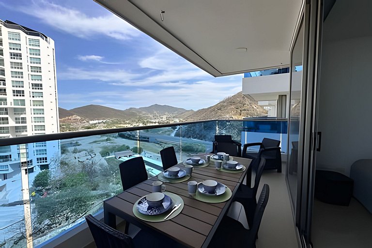 Ocean View and Modern Apartment, 8 people capacity