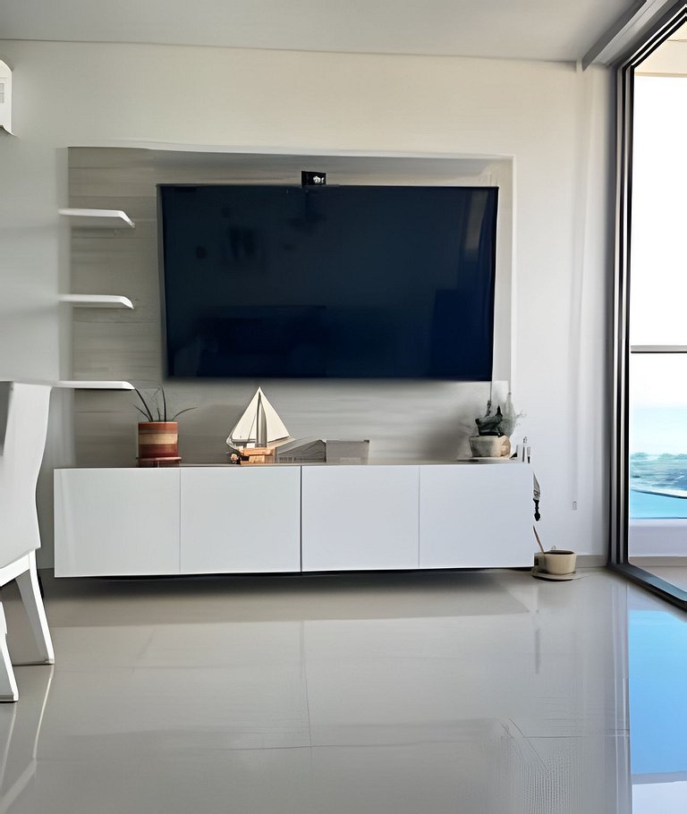 Ocean View and Modern Apartment, 8 people capacity