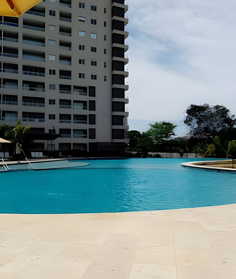 Amplio y bello Apartamento con Vista al Mar T2-158