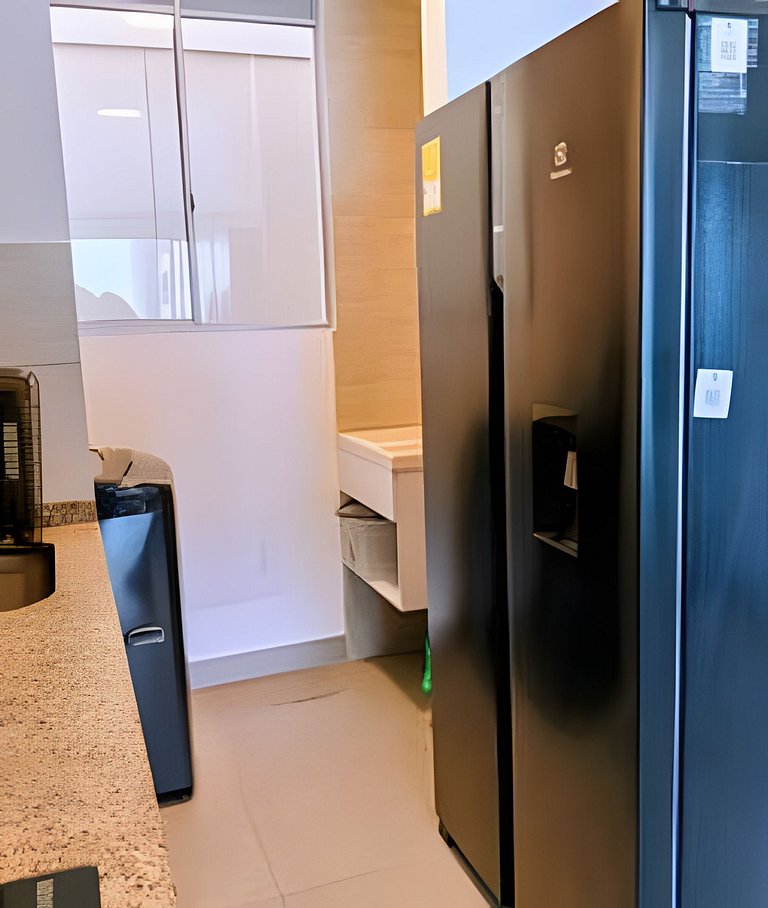 Amplio y bello Apartamento con Vista al Mar T2-158