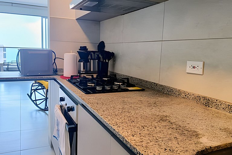 Amplio y bello Apartamento con Vista al Mar T2-158