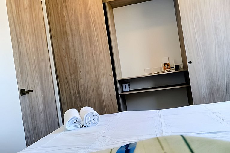 Amplio y bello Apartamento con Vista al Mar T2-158