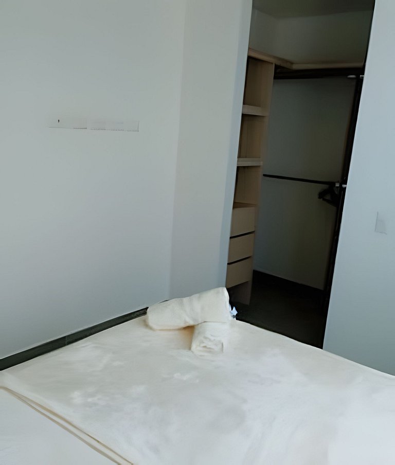 Bello Apto. 2 cuartos en Salguero 186 Vista al Mar