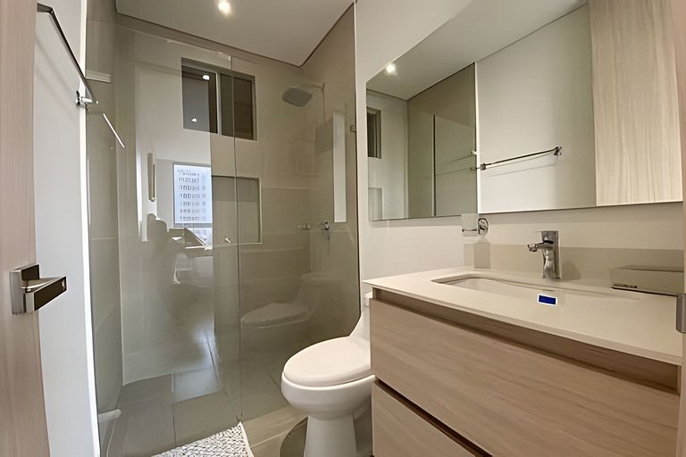Apartamento lujoso  a dos cuadras de la  playa