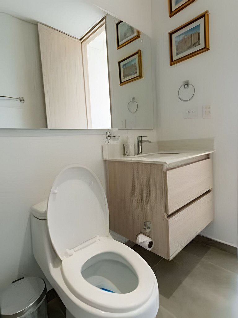 Apartamento lujoso  a dos cuadras de la  playa