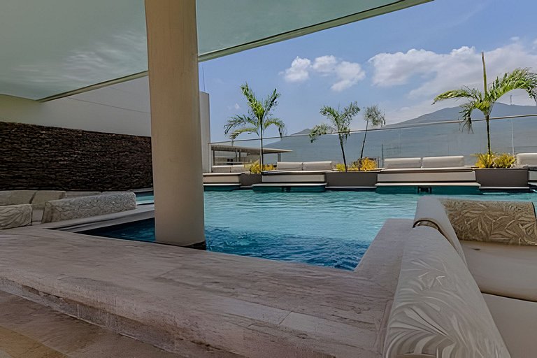Linda Suite Bello Horizonte RM 135 Cerca al Mar