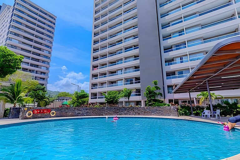 Bello Apartamento con Vista al Mar SM T1-168