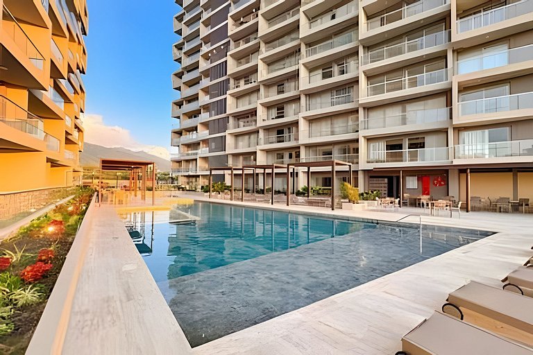 Bella Suite Playa Dormida 82S piscina vista al mar